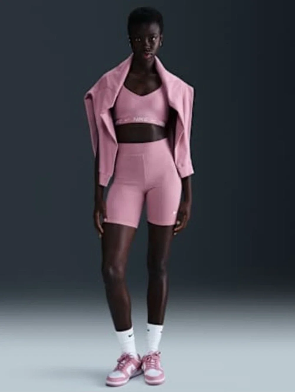 Nike Sportswear Classic Women's High-Waisted 8
